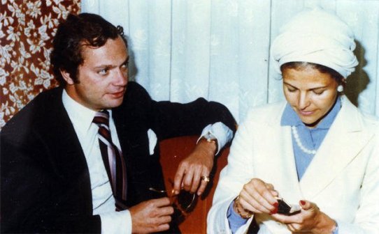 420992_404673949558916_84974227_n